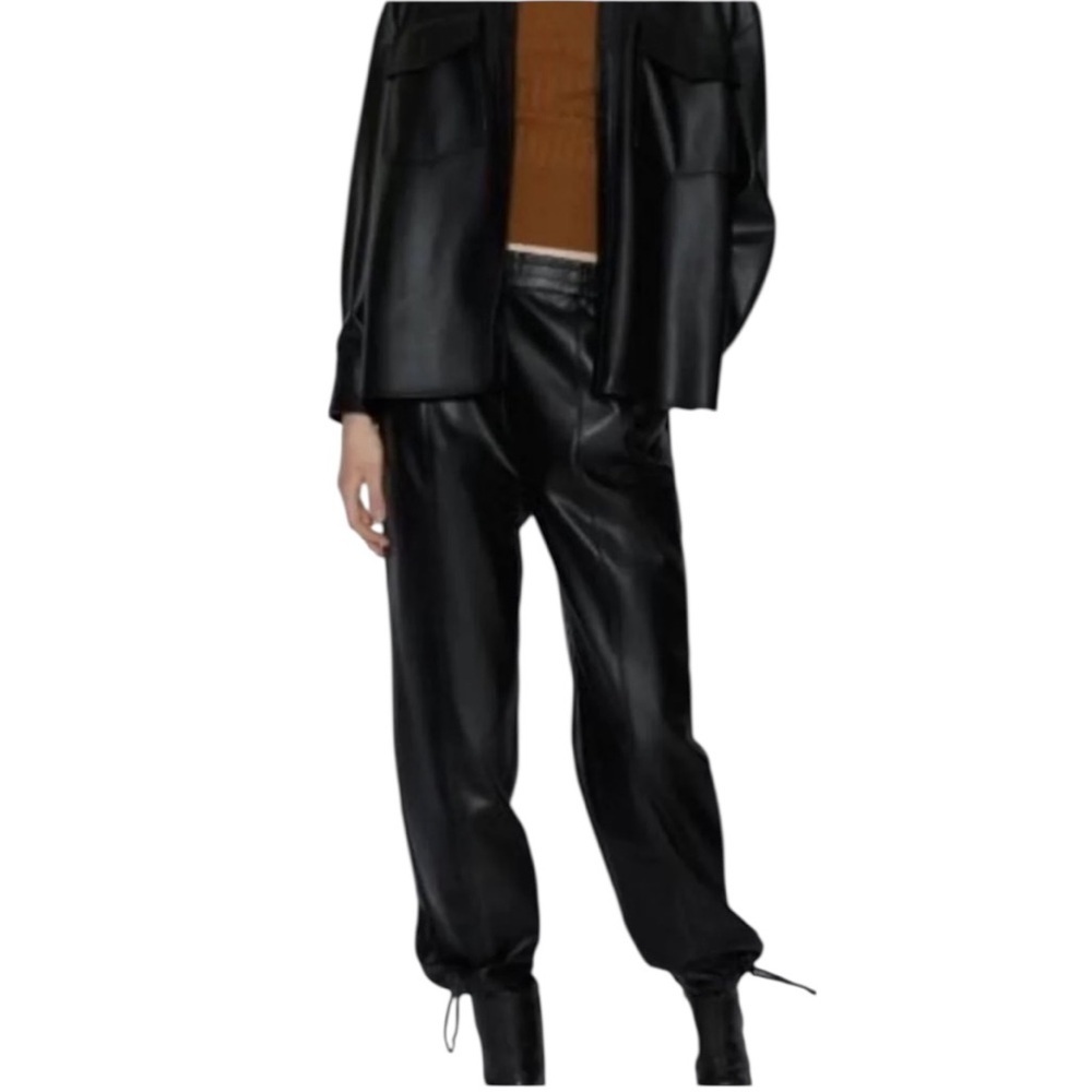 Zara‎ Women’s Black Vegan leather Jogger Pants Small